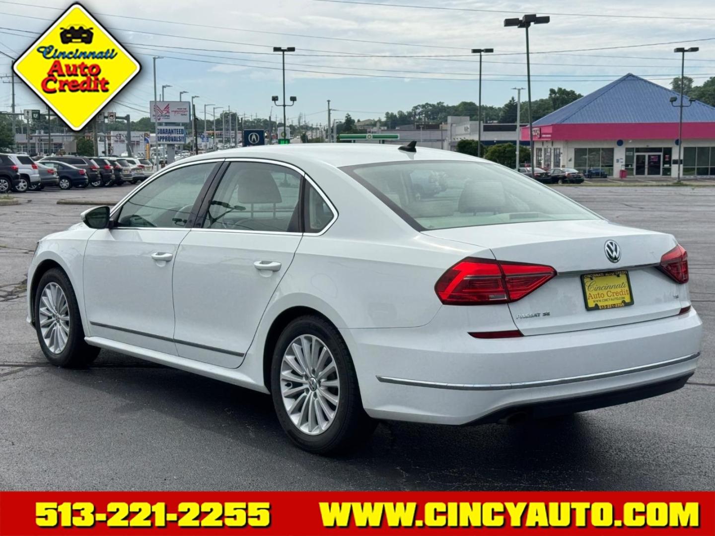 2016 Pure White 0q0q Volkswagen Passat 1.8T SE (1VWBT7A33GC) with an 1.8L 1.8L Turbo I4 170hp 184ft. lbs. PZEV Direct Injection engine, 6-speed Automatic with Tiptronic transmission, located at 5489 Dixie Highway, Fairfield, OH, 45014, (513) 221-2255, 39.333084, -84.523834- Photo#2