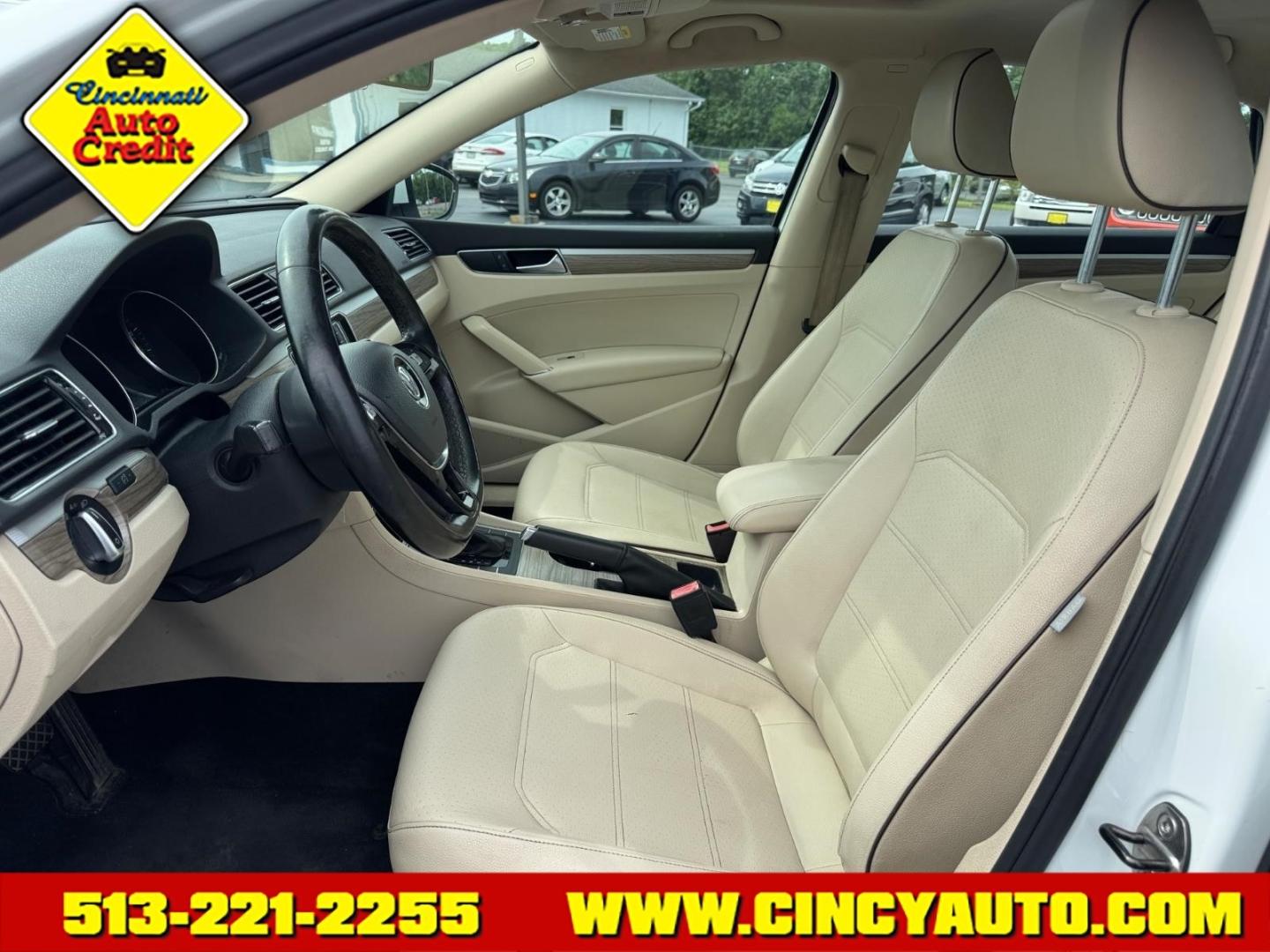 2016 Pure White 0q0q Volkswagen Passat 1.8T SE (1VWBT7A33GC) with an 1.8L 1.8L Turbo I4 170hp 184ft. lbs. PZEV Direct Injection engine, 6-speed Automatic with Tiptronic transmission, located at 5489 Dixie Highway, Fairfield, OH, 45014, (513) 221-2255, 39.333084, -84.523834- Photo#5