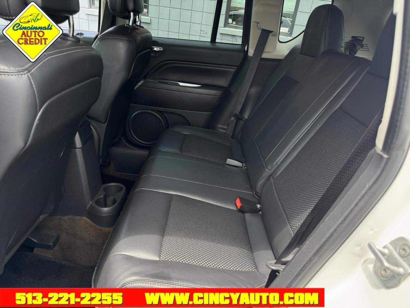 2014 Bright White Clear Coat Pw7 Jeep Compass Latitude (1C4NJCEB5ED) with an 2.4L 2.4L I4 172hp 165ft. lbs. Sequential Multiport Fuel Injection engine, 6-Speed Shiftable Automatic transmission, located at 2813 Gilbert Avenue, Cincinnati, OH, 45206, (513) 221-2255, 39.130219, -84.489189- Photo#4