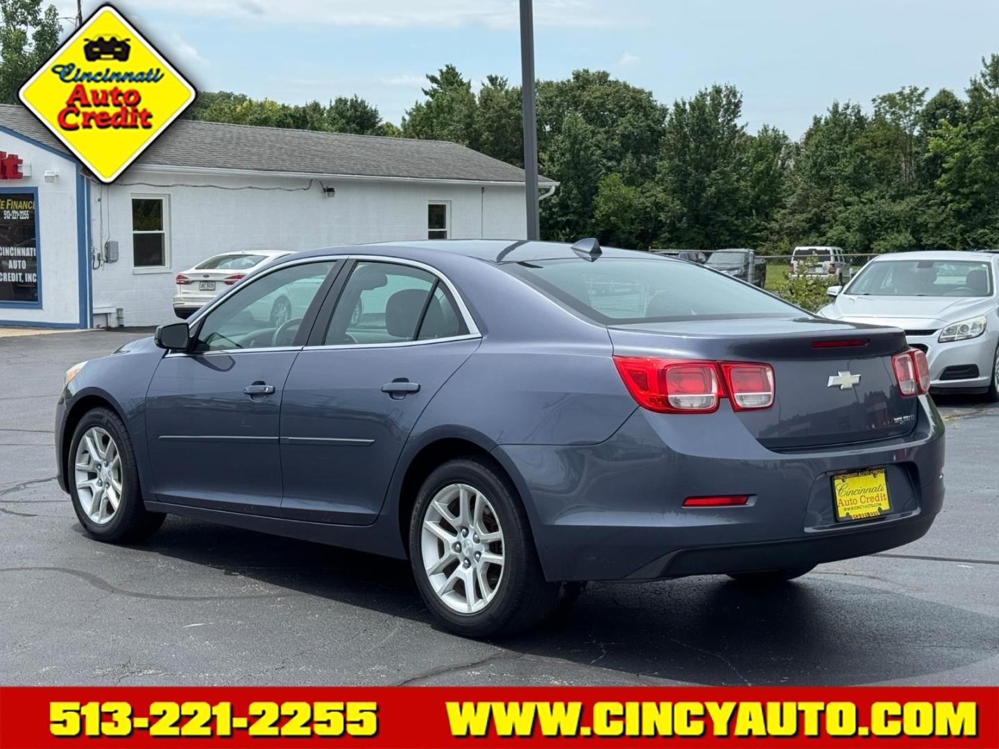 2013 Atlantis Blue Metallic Chevrolet Malibu LT (1G11C5SA1DF) with an 2.5L Ecotec 2.5L I4 197hp 191ft. lbs. Fuel Injected engine, 6-Speed Shiftable Automatic w/Overdrive transmission, located at 5489 Dixie Highway, Fairfield, OH, 45014, (513) 221-2255, 39.333084, -84.523834- Photo#2