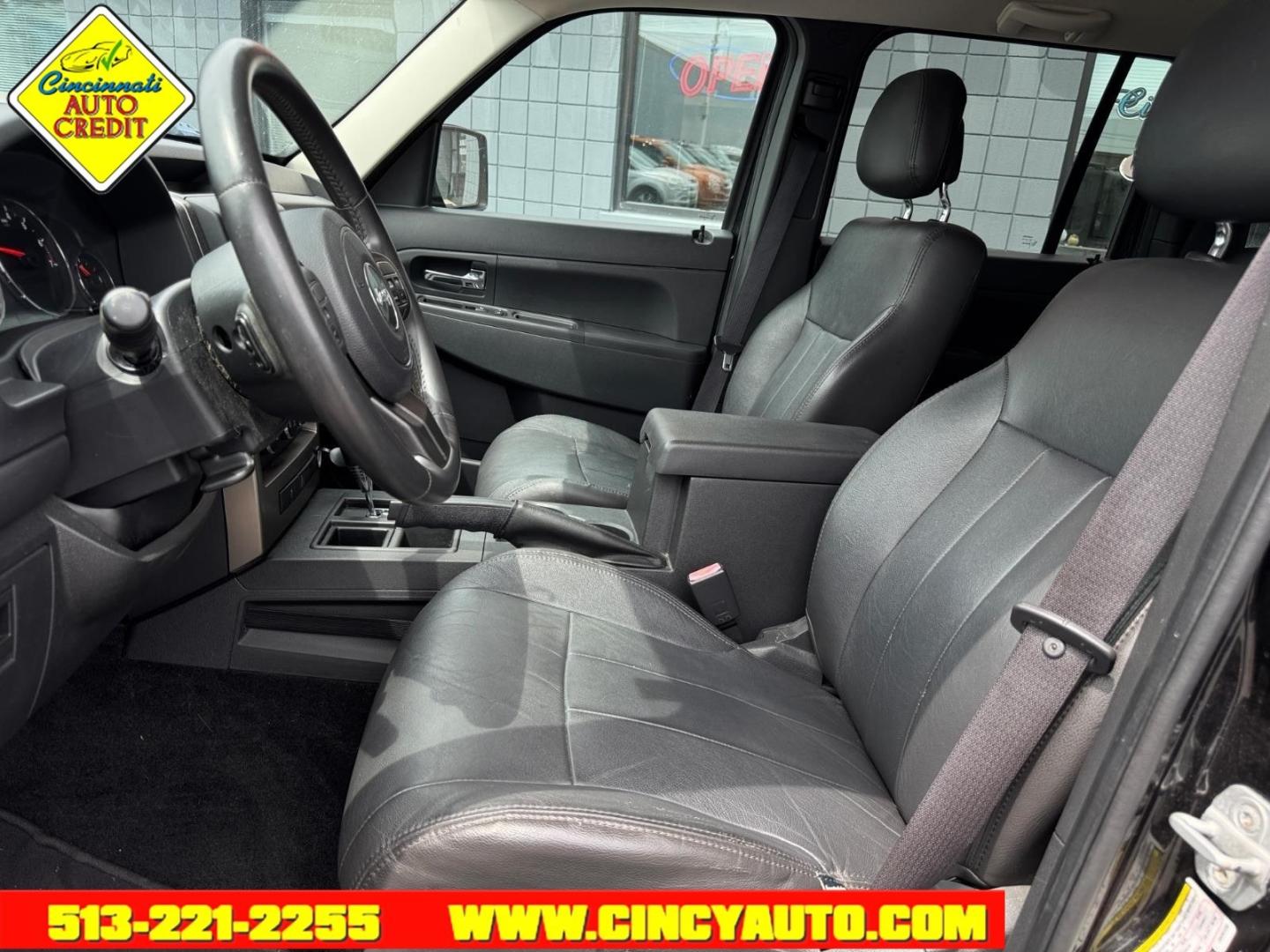 2012 Brilliant Black Crystal Pearl Coat Pxr Jeep Liberty Latitude (1C4PJLAK7CW) with an 3.7L 3.7L V6 210hp 235ft. lbs. Sequential Multiport Fuel Injection engine, 4-Speed Automatic transmission, located at 2813 Gilbert Avenue, Cincinnati, OH, 45206, (513) 221-2255, 39.130219, -84.489189- Photo#5