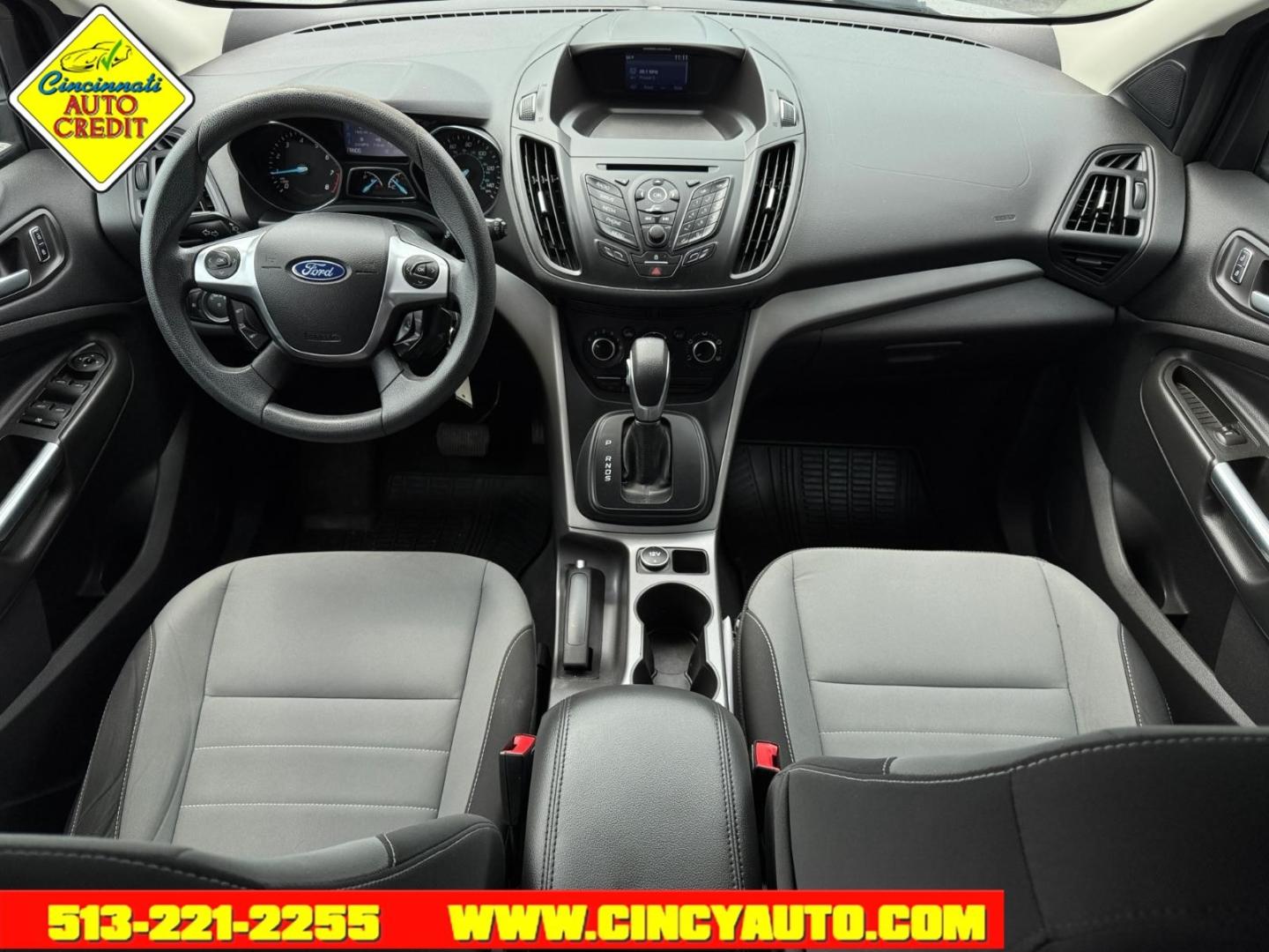 2014 Ingot Silver Metallic Ux Ford Escape SE (1FMCU0GX4EU) with an 1.6L EcoBoost 1.6L Turbo I4 178hp 184ft. lbs. Direct Injection engine, 6-Speed Shiftable Automatic transmission, located at 2813 Gilbert Avenue, Cincinnati, OH, 45206, (513) 221-2255, 39.130219, -84.489189- Photo#3