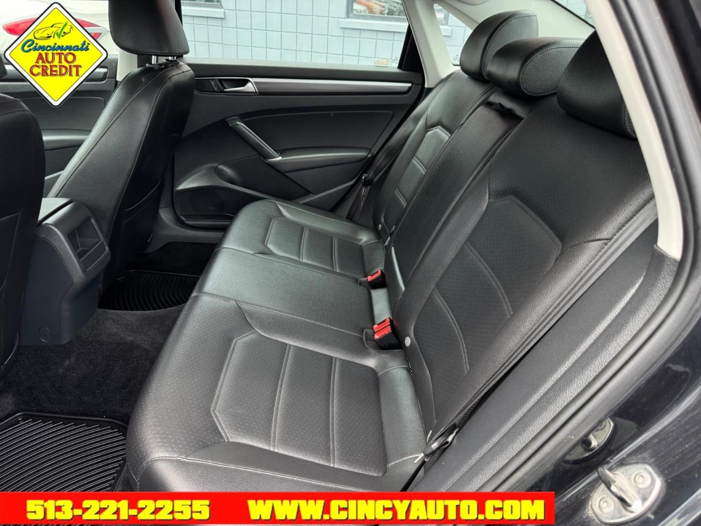 2017 Deep Black Pearl 2t2t Volkswagen Passat 1.8T R-Line (1VWDT7A34HC) with an 1.8L 1.8L Turbo I4 170hp 184ft. lbs. Direct Injection engine, 6-speed Automatic with Tiptronic transmission, located at 2813 Gilbert Avenue, Cincinnati, OH, 45206, (513) 221-2255, 39.130219, -84.489189- Photo#4