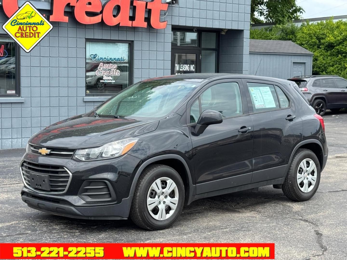 2018 Mosaic Black Metallic Gb8 Chevrolet Trax LS (3GNCJKSB4JL) with an 1.4L Ecotec 1.4L Turbo I4 138hp 148ft. lbs. Sequential Multiport Fuel Injection engine, 6-Speed Shiftable Automatic transmission, located at 2813 Gilbert Avenue, Cincinnati, OH, 45206, (513) 221-2255, 39.130219, -84.489189- Photo#0