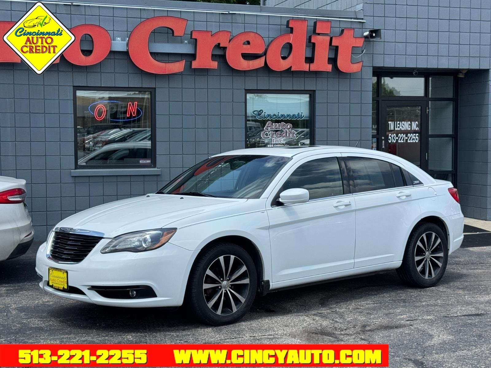 photo of 2013 Chrysler 200 Limited