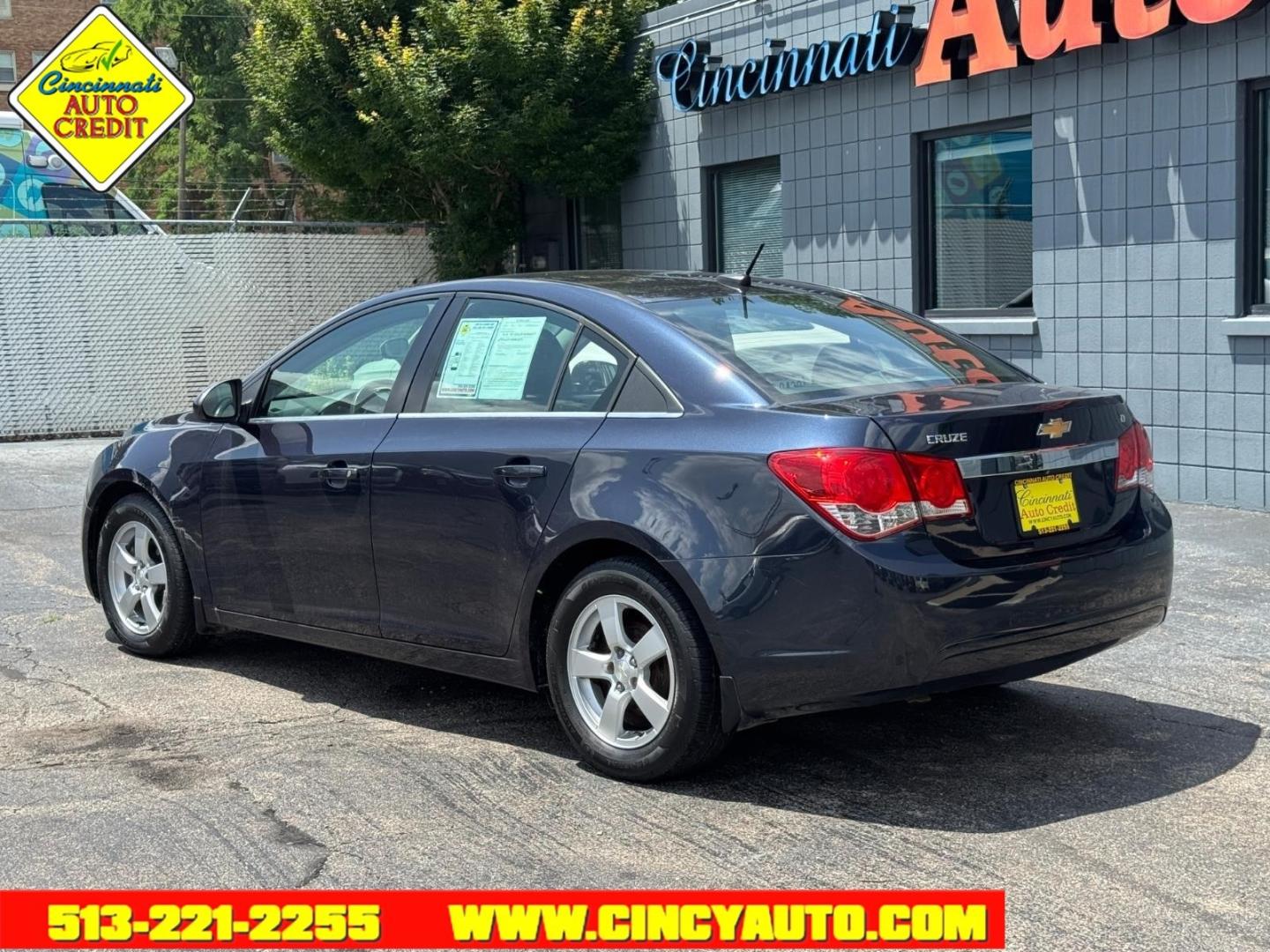 2014 Atlantis Blue Metallic Gwy Chevrolet Cruze 1LT Auto (1G1PC5SBXE7) with an 1.4L Ecotec 1.4L Turbo I4 138hp 148ft. lbs. Sequential Multiport Fuel Injection engine, 6-Speed Shiftable Automatic transmission, located at 2813 Gilbert Avenue, Cincinnati, OH, 45206, (513) 221-2255, 39.130219, -84.489189- Photo#2