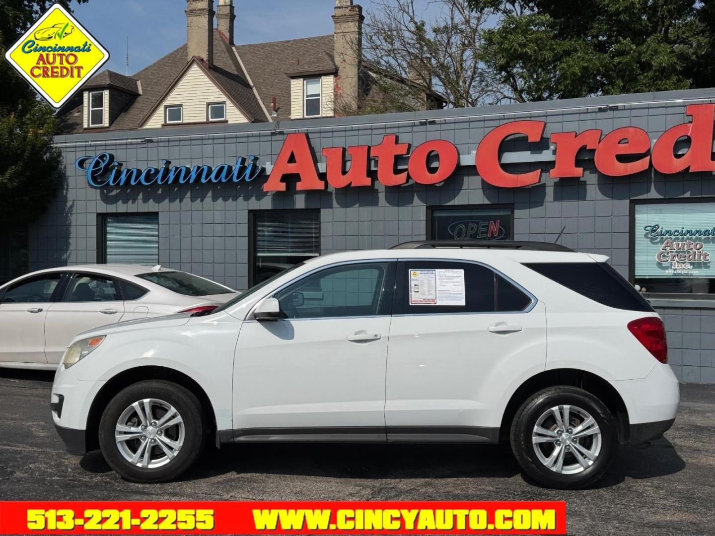 2015 Summit White Gaz Chevrolet Equinox LT (1GNALBEK1FZ) with an 2.4L 2.4L I4 182hp 172ft. lbs. Direct Injection engine, 6-Speed Shiftable Automatic transmission, located at 2813 Gilbert Avenue, Cincinnati, OH, 45206, (513) 221-2255, 39.130219, -84.489189- Photo#1