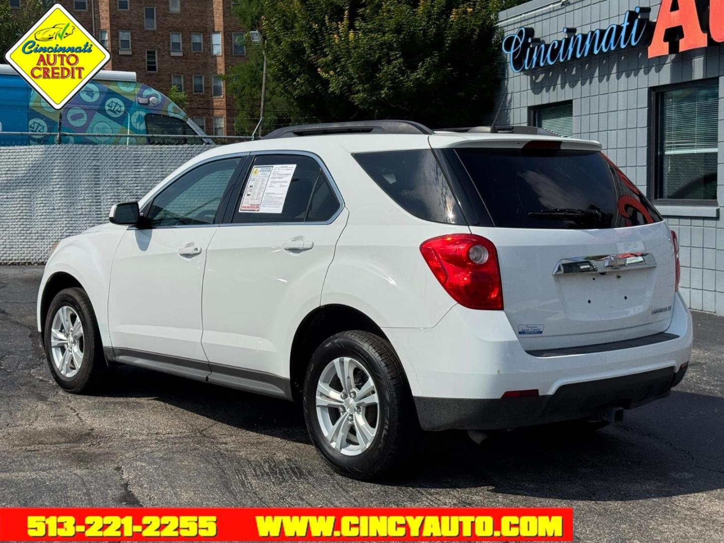 2015 Summit White Gaz Chevrolet Equinox LT (1GNALBEK1FZ) with an 2.4L 2.4L I4 182hp 172ft. lbs. Direct Injection engine, 6-Speed Shiftable Automatic transmission, located at 2813 Gilbert Avenue, Cincinnati, OH, 45206, (513) 221-2255, 39.130219, -84.489189- Photo#2