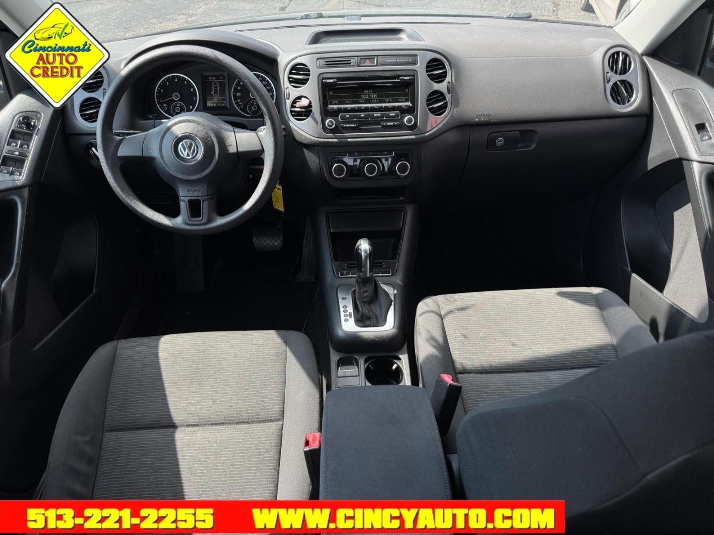 2012 Deep Black Metallic 2t2t Volkswagen Tiguan S (WVGAV7AX5CW) with an 2.0L 2.0L I4 Turbo 200hp 207ft. lbs. Sequential Multiport Fuel Injection engine, 6-speed Automatic with Tiptronic transmission, located at 2813 Gilbert Avenue, Cincinnati, OH, 45206, (513) 221-2255, 39.130219, -84.489189- Photo#3