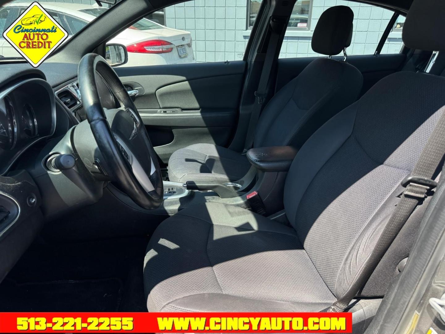 2012 Tungsten Metallic Clear Coat Chrysler 200 Touring (1C3CCBBB0CN) with an 2.4L 2.4L I4 173hp 166ft. lbs. Sequential Multiport Fuel Injection engine, 4-Speed Automatic transmission, located at 2813 Gilbert Avenue, Cincinnati, OH, 45206, (513) 221-2255, 39.130219, -84.489189- Photo#5