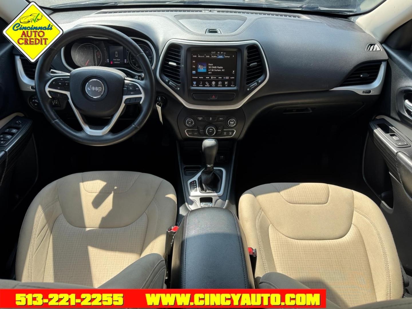 2016 Granite Crystal Metallic Clear Coat Pau Jeep Cherokee Latitude (1C4PJLCB0GW) with an 2.4L 2.4L I4 180hp 171ft. lbs. Fuel Injected engine, 9-Speed Shiftable Automatic transmission, located at 2813 Gilbert Avenue, Cincinnati, OH, 45206, (513) 221-2255, 39.130219, -84.489189- Photo#3