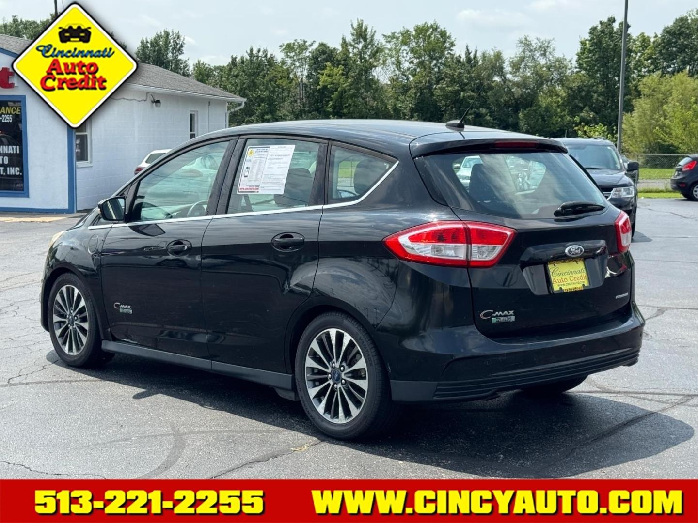 2017 Shadow Black G1 Ford C-MAX Energi Titanium (1FADP5FU7HL) with an 2.0L 2.0L Plug-in Hybrid I4 188hp Sequential Multiport Fuel Injection engine, CVT transmission, located at 5489 Dixie Highway, Fairfield, OH, 45014, (513) 221-2255, 39.333084, -84.523834- Photo#2
