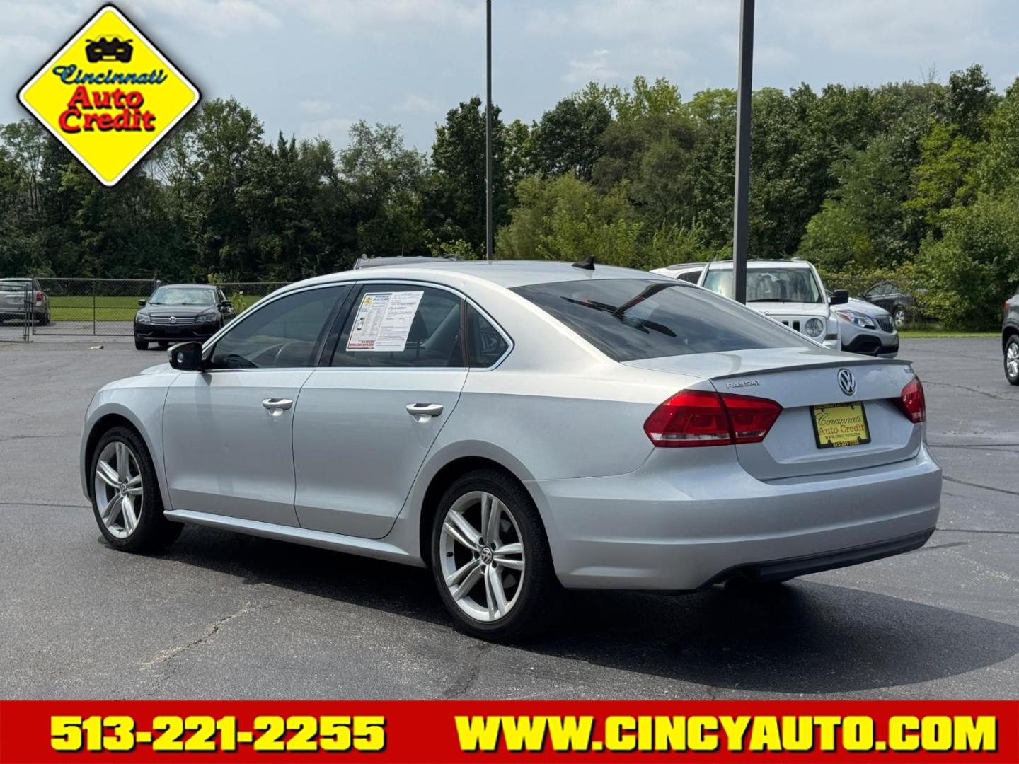 2014 Reflex Silver Metallic 8e8e Volkswagen Passat 1.8T SE PZEV (1VWBT7A3XEC) with an 1.8L 1.8L Turbo I4 170hp 184ft. lbs. PZEV Fuel Injected engine, 6-speed Automatic with Tiptronic transmission, located at 5489 Dixie Highway, Fairfield, OH, 45014, (513) 221-2255, 39.333084, -84.523834- Photo#2