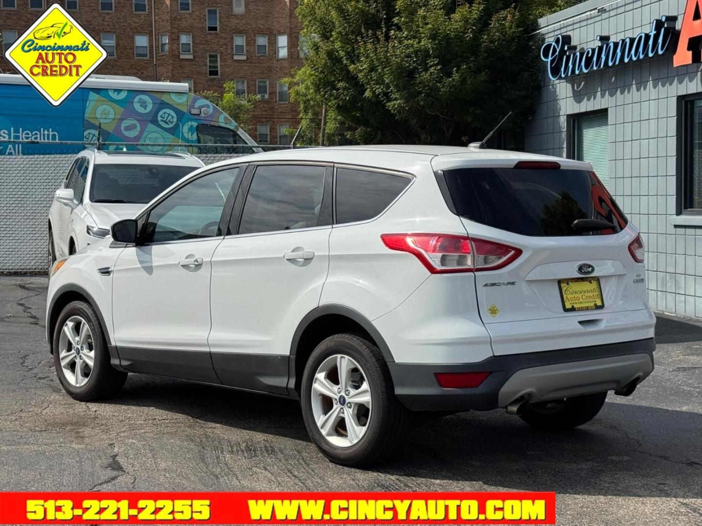 2015 Oxford White Yz Ford Escape SE (1FMCU0GX6FU) with an 1.6L EcoBoost 1.6L Turbo I4 178hp 184ft. lbs. Direct Injection engine, 6-Speed Shiftable Automatic transmission, located at 2813 Gilbert Avenue, Cincinnati, OH, 45206, (513) 221-2255, 39.130219, -84.489189- Photo#2