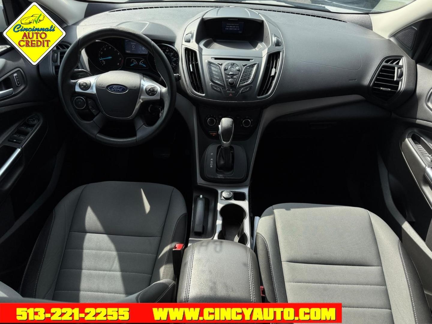 2015 Oxford White Yz Ford Escape SE (1FMCU0GX6FU) with an 1.6L EcoBoost 1.6L Turbo I4 178hp 184ft. lbs. Direct Injection engine, 6-Speed Shiftable Automatic transmission, located at 2813 Gilbert Avenue, Cincinnati, OH, 45206, (513) 221-2255, 39.130219, -84.489189- Photo#3