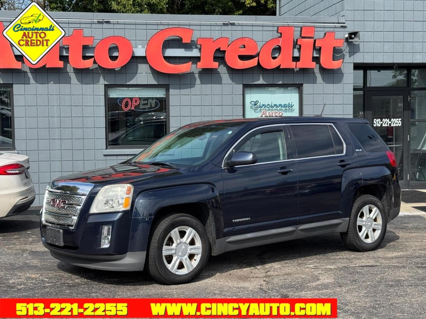 2015 Dark Sapphire Blue Metallic G1m GMC Terrain SLE-1 (2GKFLVEKXF6) with an 2.4L Ecotec 2.4L I4 182hp 172ft. lbs. Direct Injection engine, 6-Speed Shiftable Automatic transmission, located at 2813 Gilbert Avenue, Cincinnati, OH, 45206, (513) 221-2255, 39.130219, -84.489189- Photo#0
