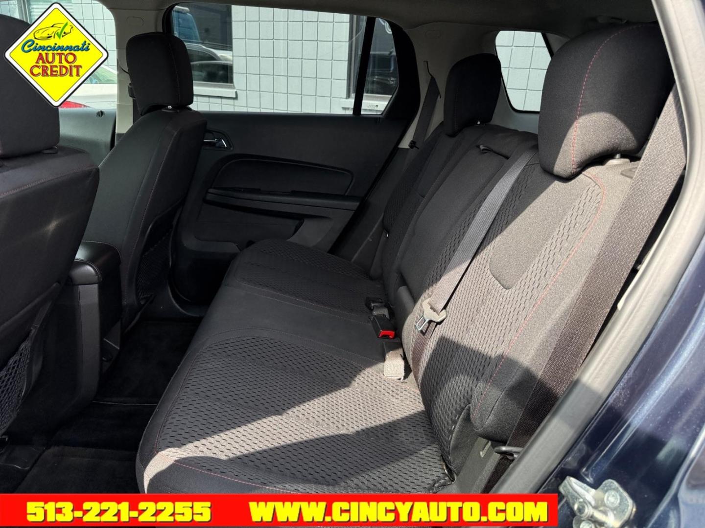 2015 Dark Sapphire Blue Metallic G1m GMC Terrain SLE-1 (2GKFLVEKXF6) with an 2.4L Ecotec 2.4L I4 182hp 172ft. lbs. Direct Injection engine, 6-Speed Shiftable Automatic transmission, located at 2813 Gilbert Avenue, Cincinnati, OH, 45206, (513) 221-2255, 39.130219, -84.489189- Photo#4