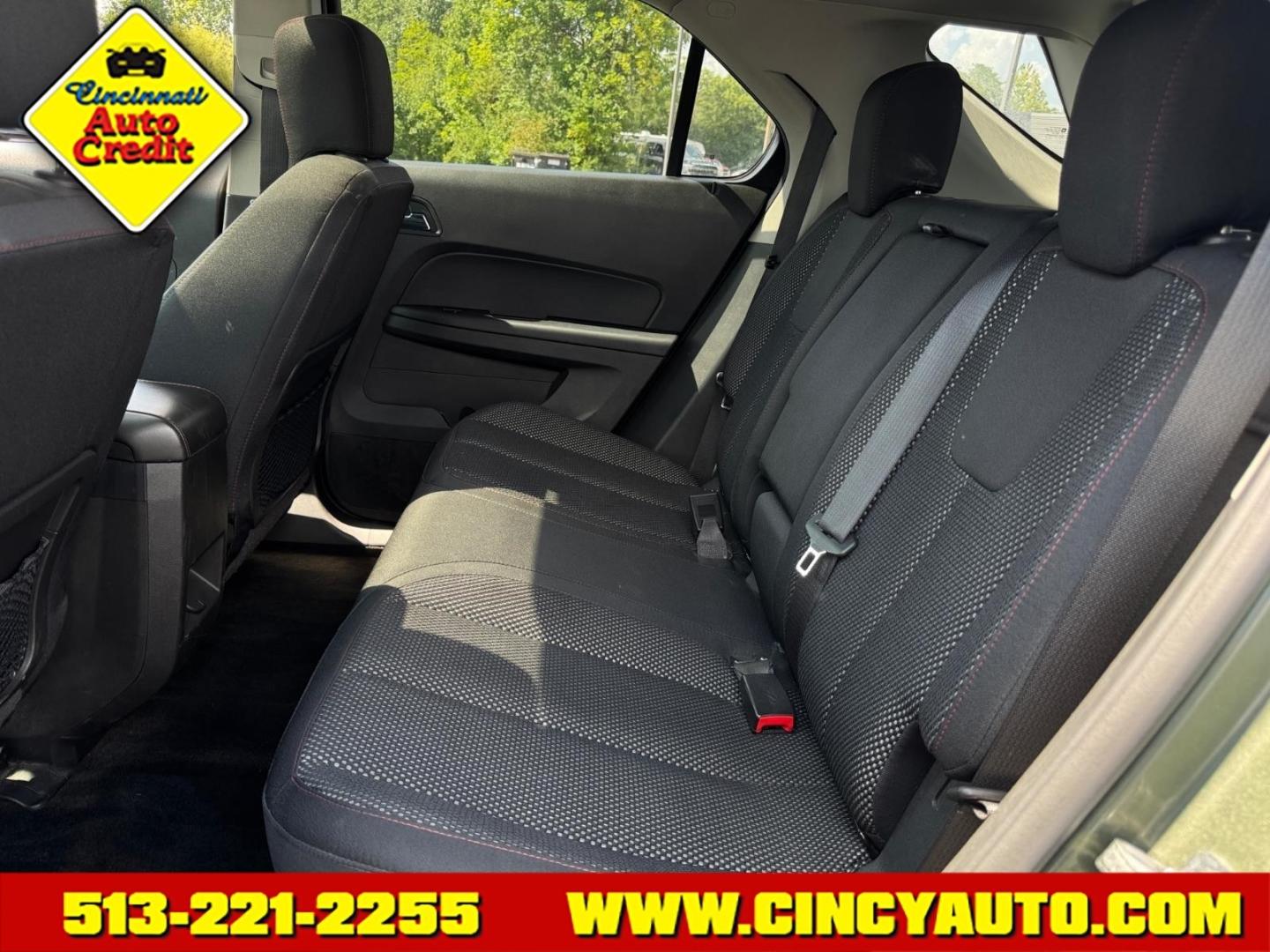 2015 Sea Grass Metallic Chevrolet Equinox LT (2GNALBEK0F6) with an 2.4L 2.4L I4 182hp 172ft. lbs. Direct Injection engine, 6-Speed Shiftable Automatic transmission, located at 5489 Dixie Highway, Fairfield, OH, 45014, (513) 221-2255, 39.333084, -84.523834- Photo#4