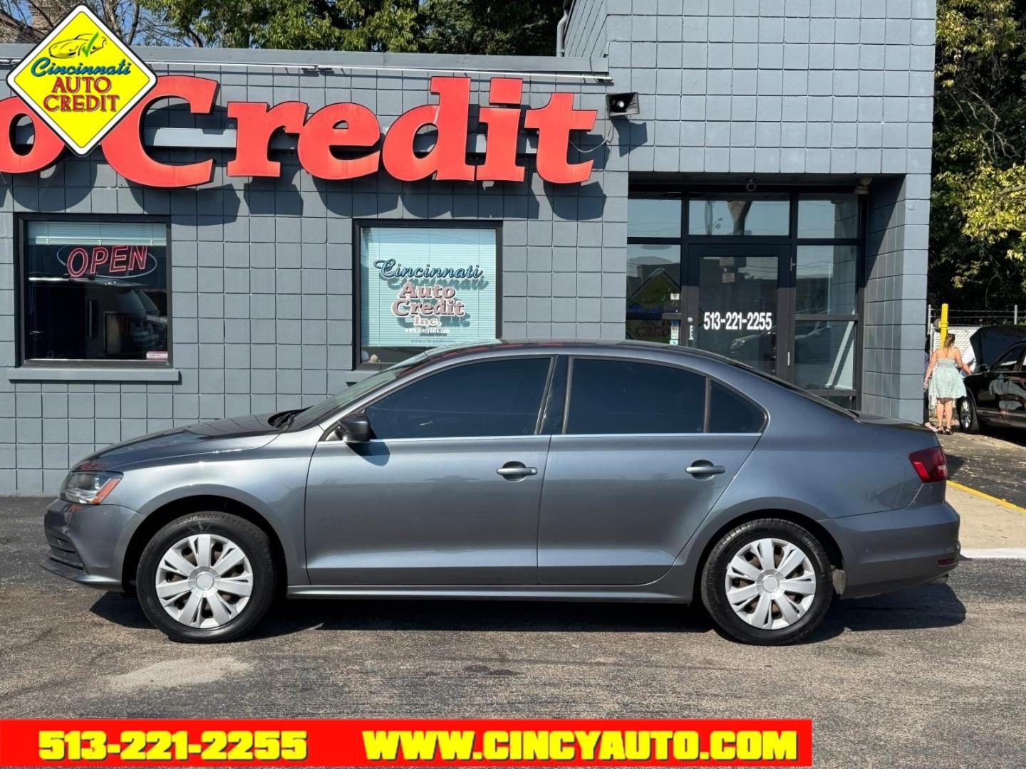 2017 Platinum Gray Metallic 2r2r Volkswagen Jetta 1.4T S (3VW2B7AJ0HM) with an 1.4L 1.4L Turbo I4 150hp 184ft. lbs. Direct Injection engine, 6-Speed Shiftable Automatic transmission, located at 2813 Gilbert Avenue, Cincinnati, OH, 45206, (513) 221-2255, 39.130219, -84.489189- Photo#1