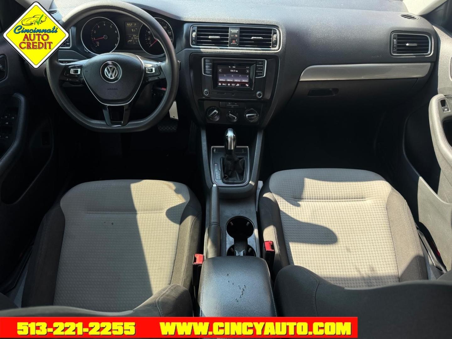 2017 Platinum Gray Metallic 2r2r Volkswagen Jetta 1.4T S (3VW2B7AJ0HM) with an 1.4L 1.4L Turbo I4 150hp 184ft. lbs. Direct Injection engine, 6-Speed Shiftable Automatic transmission, located at 2813 Gilbert Avenue, Cincinnati, OH, 45206, (513) 221-2255, 39.130219, -84.489189- Photo#3