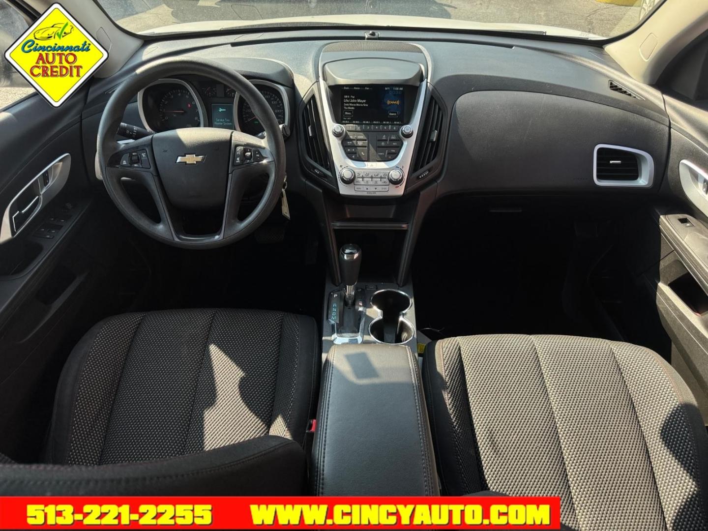 2016 Summit White Gaz Chevrolet Equinox LS (2GNALBEKXG6) with an 2.4L Ecotec 2.4L I4 182hp 172ft. lbs. Direct Injection engine, 6-Speed Shiftable Automatic transmission, located at 2813 Gilbert Avenue, Cincinnati, OH, 45206, (513) 221-2255, 39.130219, -84.489189- Photo#3