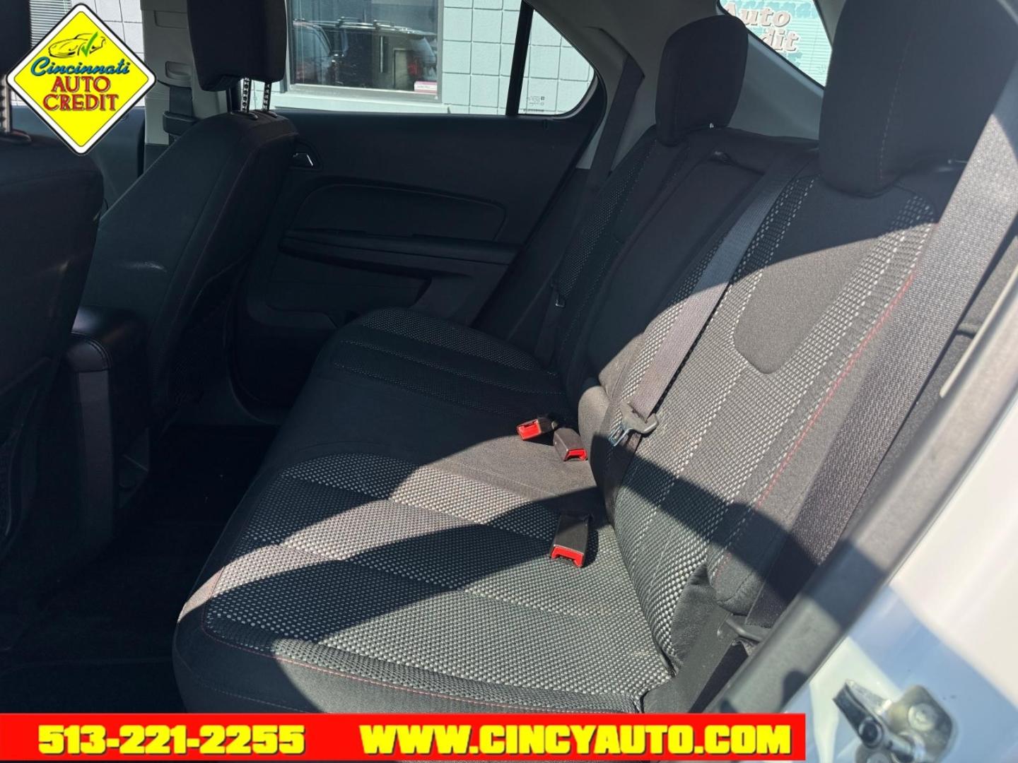 2016 Summit White Gaz Chevrolet Equinox LS (2GNALBEKXG6) with an 2.4L Ecotec 2.4L I4 182hp 172ft. lbs. Direct Injection engine, 6-Speed Shiftable Automatic transmission, located at 2813 Gilbert Avenue, Cincinnati, OH, 45206, (513) 221-2255, 39.130219, -84.489189- Photo#4