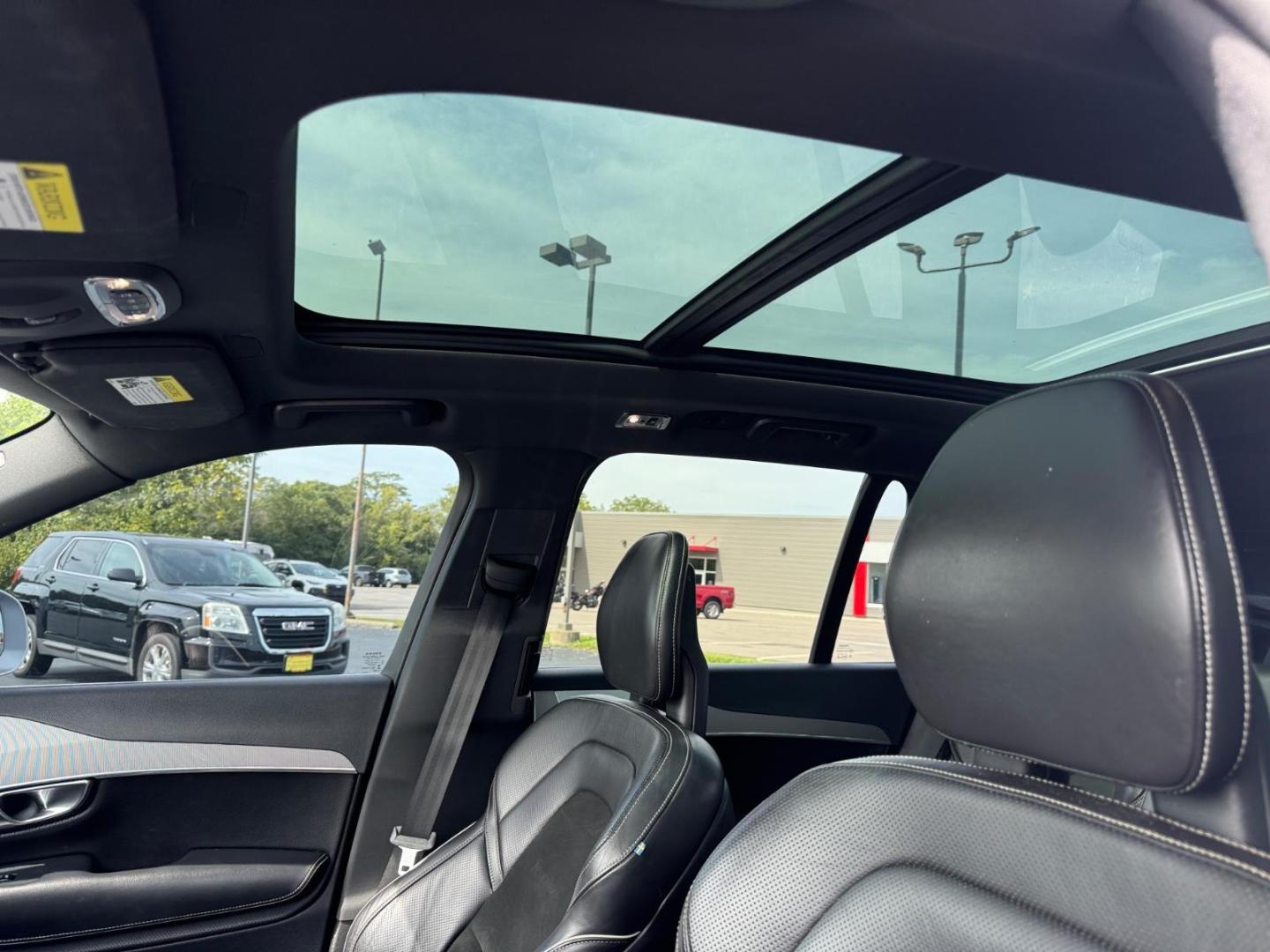 2016 Osmium Grey Metallic 714 Volvo XC90 T6 R-Design (YV4A22PM7G1) with an 2.0L 2.0L Twincharged I4 316hp 295ft. lbs. Direct Injection engine, 8-Speed Shiftable Automatic transmission, located at 5489 Dixie Highway, Fairfield, OH, 45014, (513) 221-2255, 39.333084, -84.523834- Photo#6