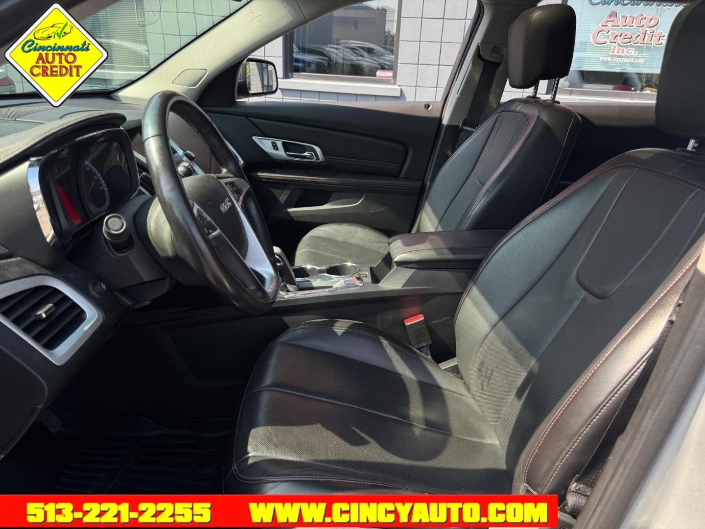 2015 Silver Sky Metallic GMC Terrain SLT-1 (2GKFLXEK1F6) with an 2.4L Ecotec 2.4L I4 182hp 172ft. lbs. Direct Injection engine, 6-Speed Shiftable Automatic transmission, located at 2813 Gilbert Avenue, Cincinnati, OH, 45206, (513) 221-2255, 39.130219, -84.489189- Photo#5