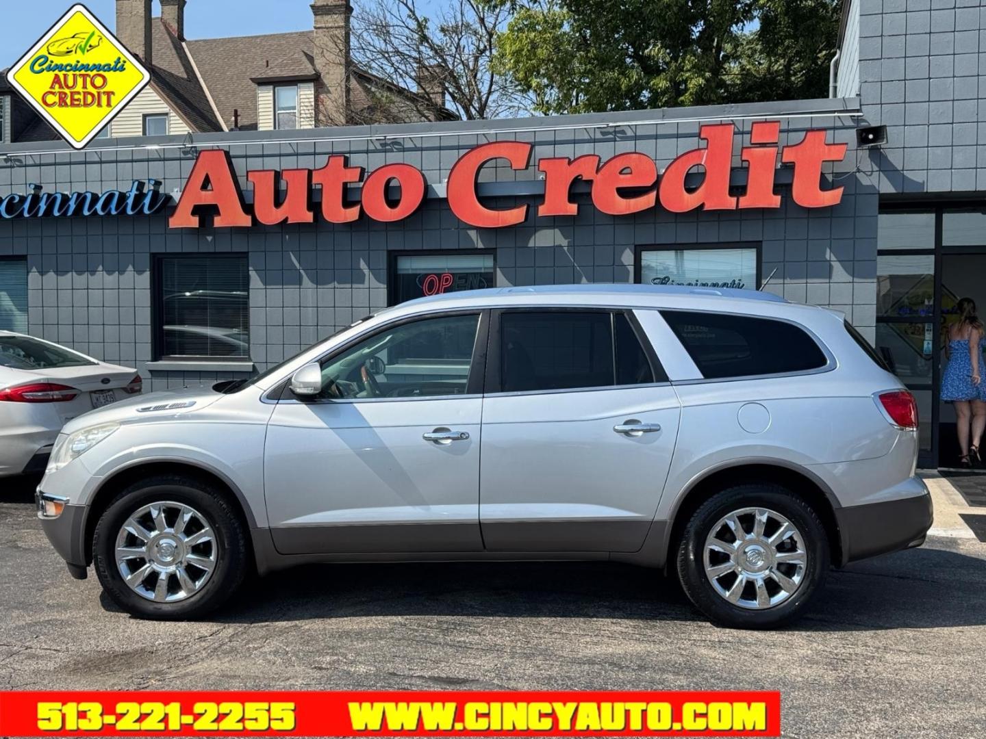 2012 Quicksilver Metallic Buick Enclave Leather (5GAKVCED4CJ) with an 3.6L 3.6L V6 288hp 270ft. lbs. Direct Injection engine, 6-Speed Shiftable Automatic transmission, located at 2813 Gilbert Avenue, Cincinnati, OH, 45206, (513) 221-2255, 39.130219, -84.489189- Photo#1