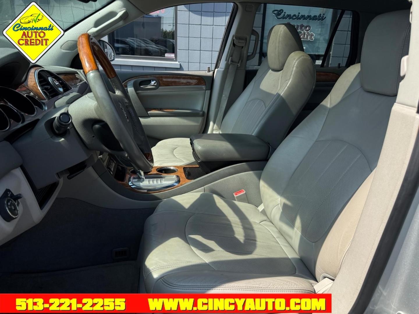 2012 Quicksilver Metallic Buick Enclave Leather (5GAKVCED4CJ) with an 3.6L 3.6L V6 288hp 270ft. lbs. Direct Injection engine, 6-Speed Shiftable Automatic transmission, located at 2813 Gilbert Avenue, Cincinnati, OH, 45206, (513) 221-2255, 39.130219, -84.489189- Photo#5