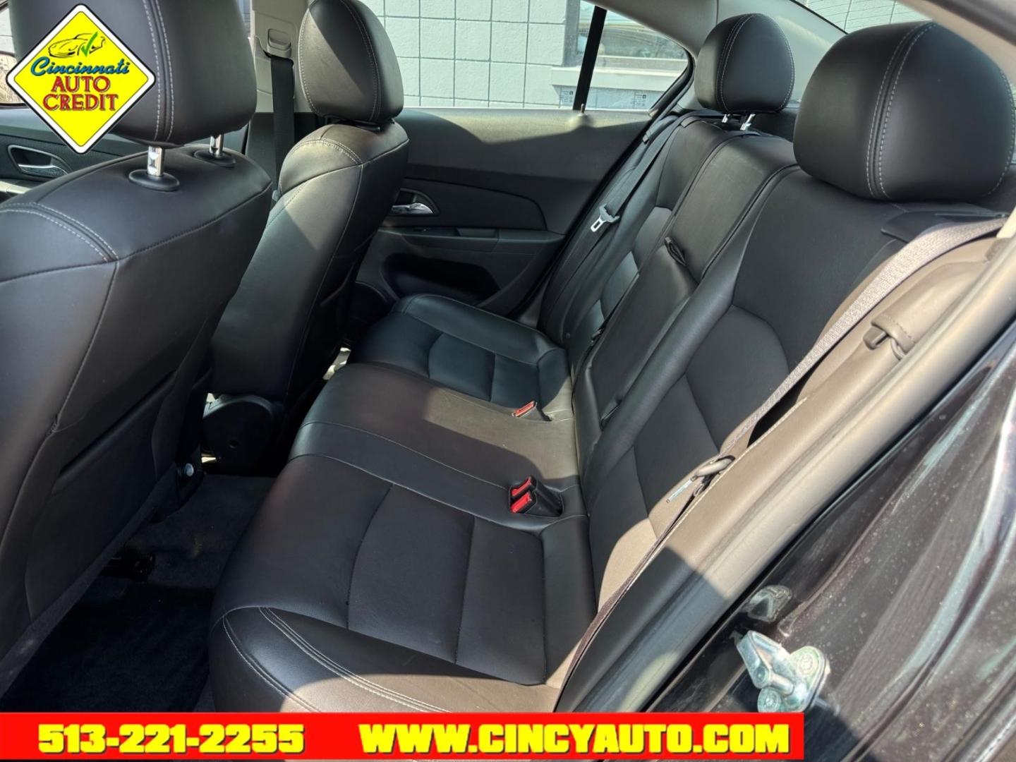 2014 Black Granite Metallic Chevrolet Cruze 2LT Auto (1G1PE5SB6E7) with an 1.4L Ecotec 1.4L Turbo I4 138hp 148ft. lbs. Sequential Multiport Fuel Injection engine, 6-Speed Shiftable Automatic transmission, located at 2813 Gilbert Avenue, Cincinnati, OH, 45206, (513) 221-2255, 39.130219, -84.489189- Photo#4