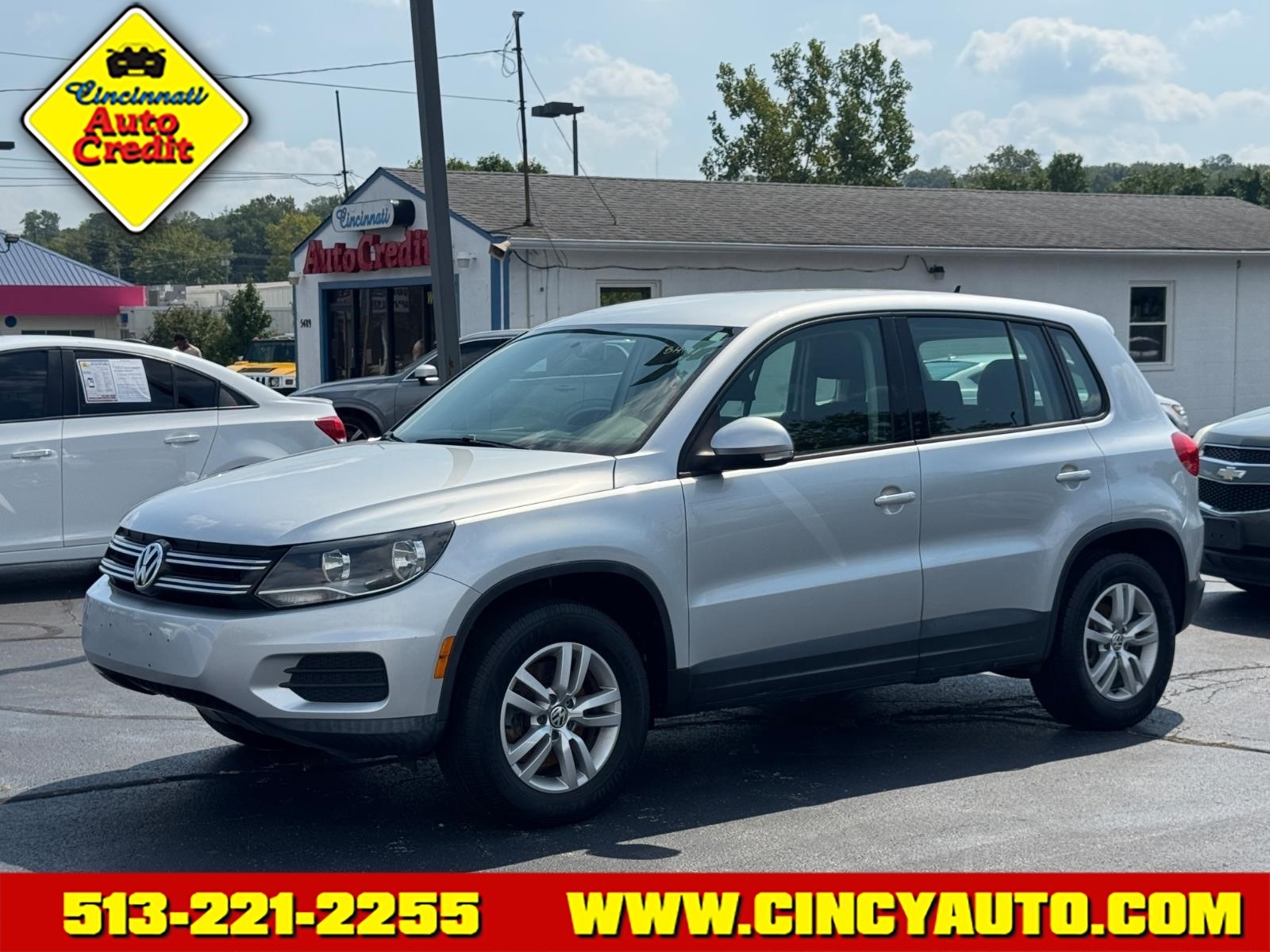 photo of 2013 Volkswagen Tiguan SE