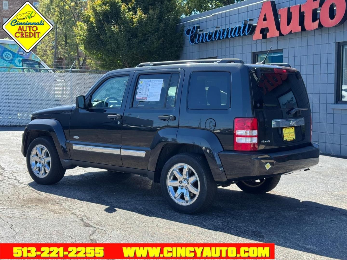 2012 Brilliant Black Crystal Pearl Coat Pxr Jeep Liberty Latitude (1C4PJMAK1CW) with an 3.7L 3.7L V6 210hp 235ft. lbs. Fuel Injected engine, 4-Speed Automatic transmission, located at 2813 Gilbert Avenue, Cincinnati, OH, 45206, (513) 221-2255, 39.130219, -84.489189- Photo#2
