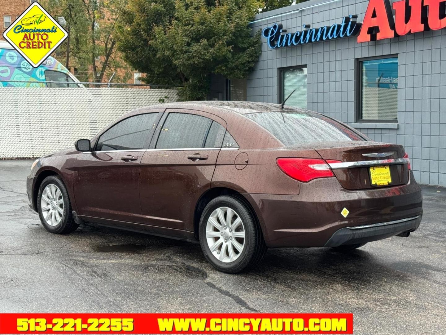 2012 Blackberry Pearl Coat Pbv Chrysler 200 Touring (1C3CCBBB5CN) with an 2.4L 2.4L I4 173hp 166ft. lbs. Sequential Multiport Fuel Injection engine, 6-Speed Shiftable Automatic transmission, located at 2813 Gilbert Avenue, Cincinnati, OH, 45206, (513) 221-2255, 39.130219, -84.489189- Photo#2