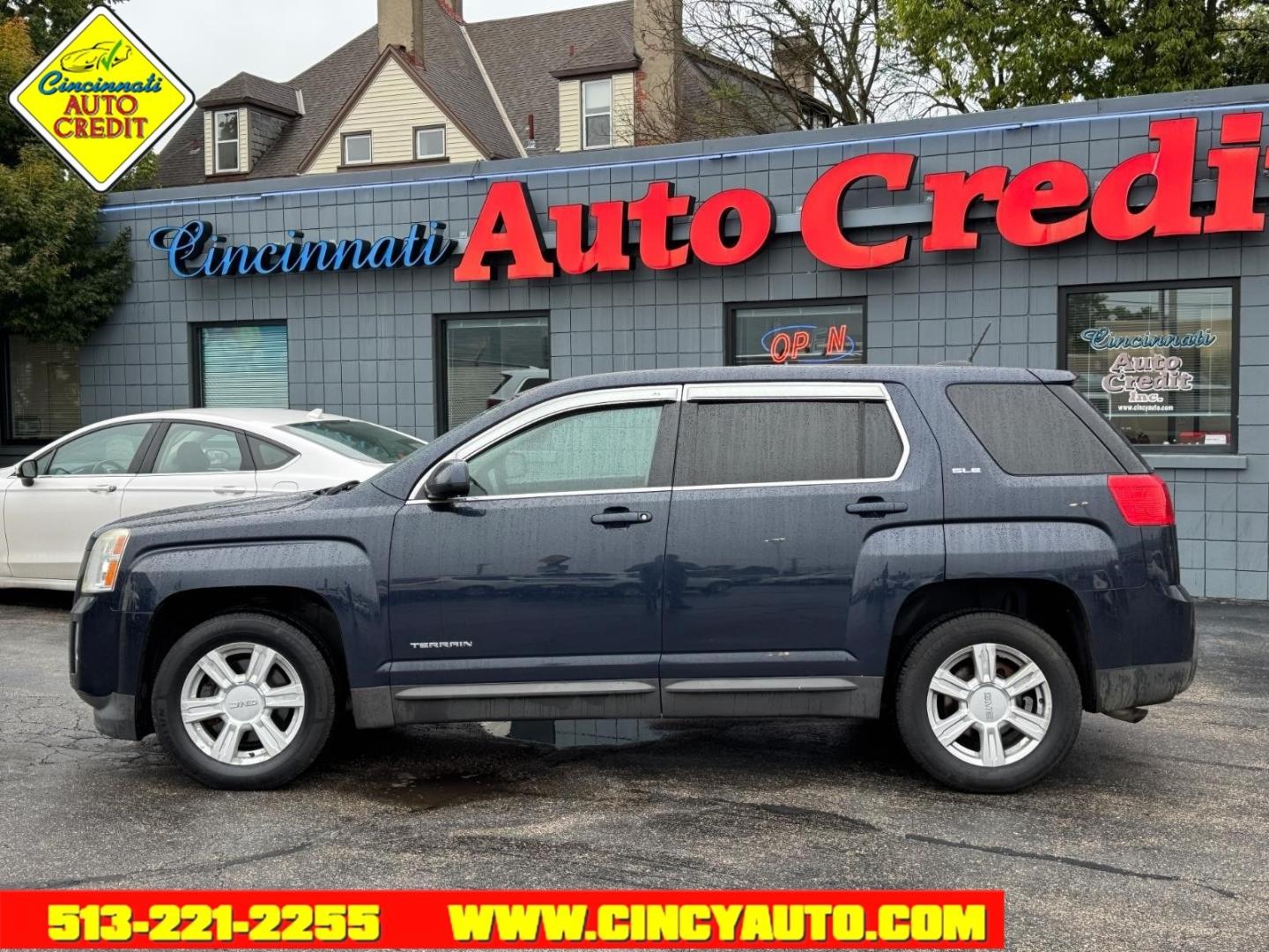 2015 Dark Sapphire Blue Metallic G1m GMC Terrain SLE-1 (2GKALMEKXF6) with an 2.4L Ecotec 2.4L I4 182hp 172ft. lbs. Direct Injection engine, 6-Speed Shiftable Automatic transmission, located at 2813 Gilbert Avenue, Cincinnati, OH, 45206, (513) 221-2255, 39.130219, -84.489189- Photo#1