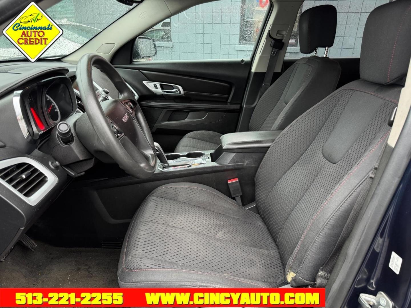 2015 Dark Sapphire Blue Metallic G1m GMC Terrain SLE-1 (2GKALMEKXF6) with an 2.4L Ecotec 2.4L I4 182hp 172ft. lbs. Direct Injection engine, 6-Speed Shiftable Automatic transmission, located at 2813 Gilbert Avenue, Cincinnati, OH, 45206, (513) 221-2255, 39.130219, -84.489189- Photo#4
