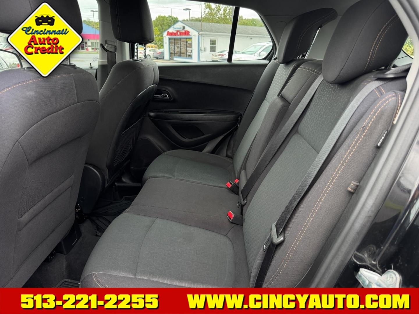 2013 Black Granite Metallic Gar Chevrolet Captiva Sport LS (3GNAL2EK4DS) with an 2.4L Ecotec 2.4L I4 180hp 172ft. lbs. Direct Injection engine, 6-Speed Shiftable Automatic transmission, located at 5489 Dixie Highway, Fairfield, OH, 45014, (513) 221-2255, 39.333084, -84.523834- Photo#4