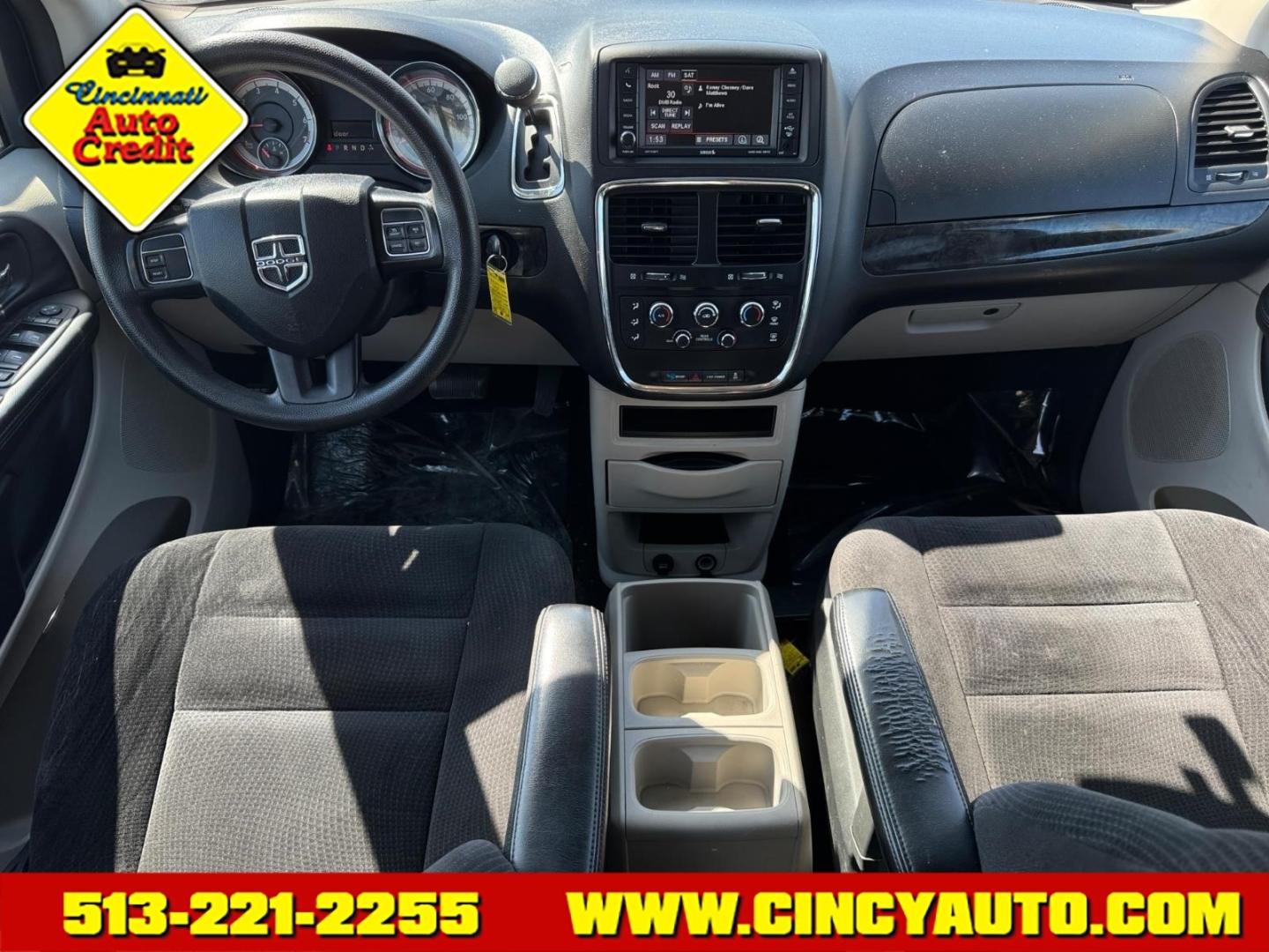 2014 Brilliant Black Crystal Pearl Coat Dodge Grand Caravan SE (2C4RDGBG3ER) with an 3.6L Pentastar 3.6L Flex Fuel V6 283hp 260ft. lbs. Fuel Injected engine, 6-Speed Shiftable Automatic transmission, located at 5489 Dixie Highway, Fairfield, OH, 45014, (513) 221-2255, 39.333084, -84.523834- Photo#3